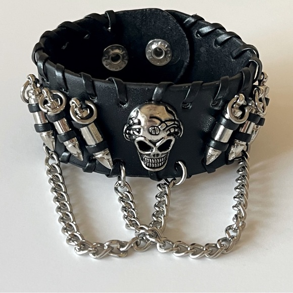 Skull and chain faux leather bracelet, adjustable - Picture 2 of 11